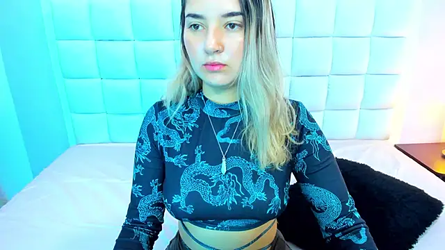 Snapshot of teresasroom_ chatting on February 12, 2025, 11:07 am teresasroom online show from February 12, 2025, 11:07 am
