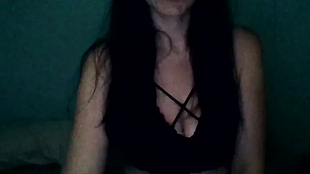 Snapshot of chicacastilla chatting on April 25, 2026, 6:49 am chicacastilla online show from April 25, 2026, 6:49 am
