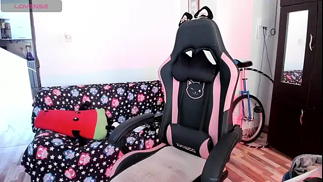 adrena 10 online show from March 7, 2026, 5:32 pm