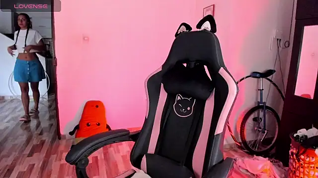 adrena 10 online show from March 26, 2026, 11:38 am