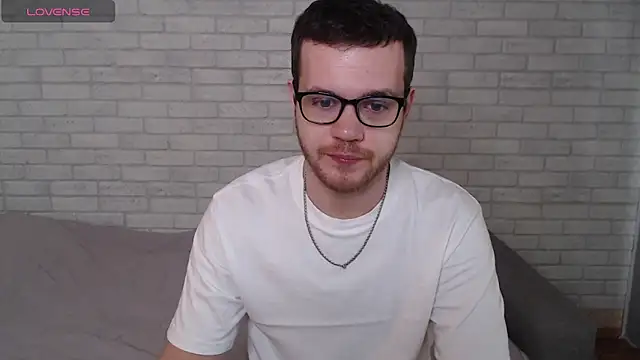 Alexxx horny online show from May 9, 2026, 8:08 am