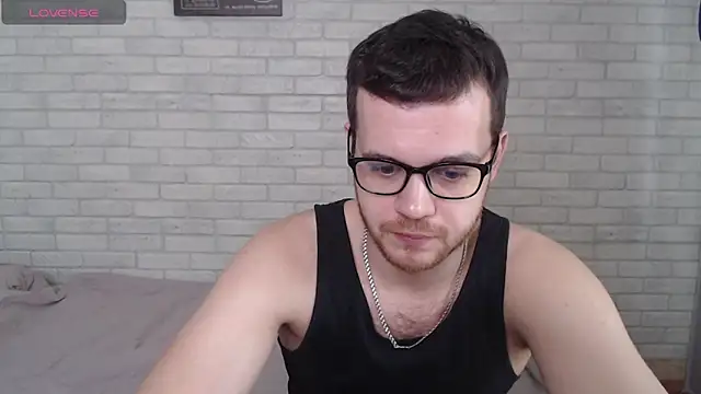 Alexxx horny online show from May 10, 2026, 7:02 am