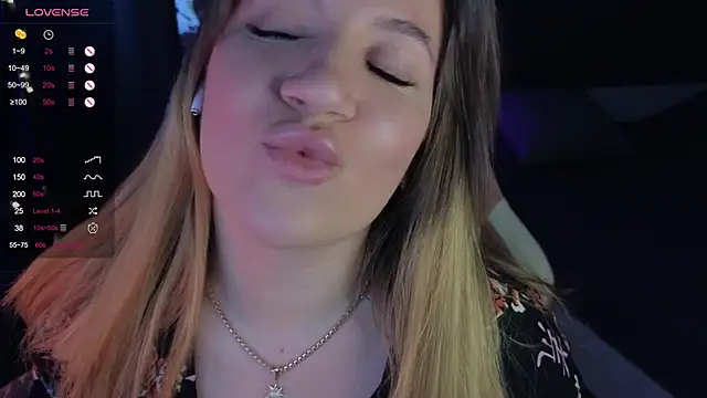 Snapshot of Fairy__Sofia chatting on January 28, 2025, 8:36 am Fairy Sofia online show from January 28, 2025, 8:36 am