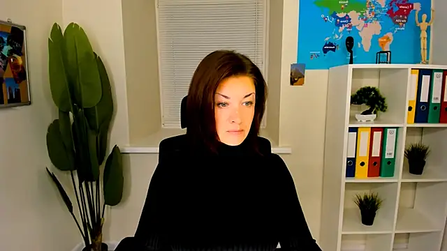 AnaMills online show from October 6, 2025, 3:20 pm