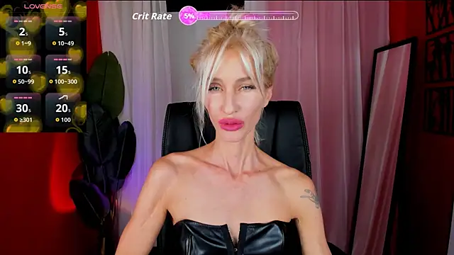 CindySw online show from October 18, 2025, 10:16 am