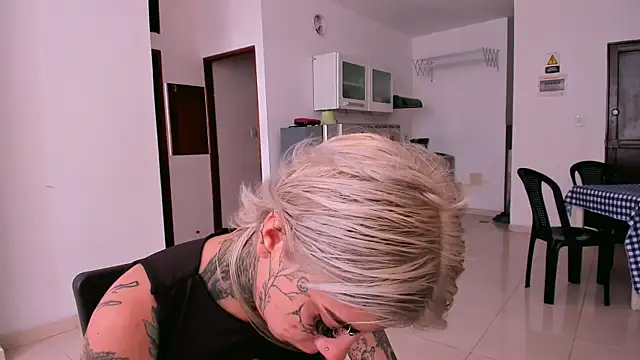 Snapshot of handipandapok chatting on January 16, 2025, 3:24 pm handipandapok online show from January 16, 2025, 3:24 pm