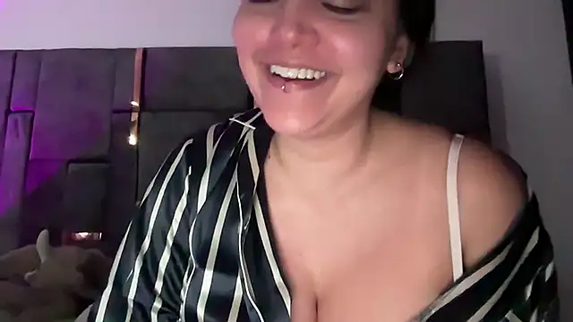 MarcellaGriffin online show from March 23, 2025, 5:10 am