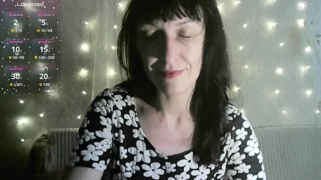 MarieODahliaS online show from October 25, 2025, 8:55 am