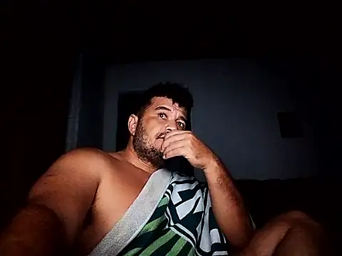 Snapshot of tarra122 chatting on March 12, 2026, 1:45 am tarra122 online show from March 12, 2026, 1:45 am