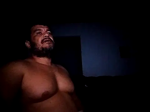 Snapshot of tarra122 chatting on April 1, 2026, 3:18 am tarra122 online show from April 1, 2026, 3:18 am