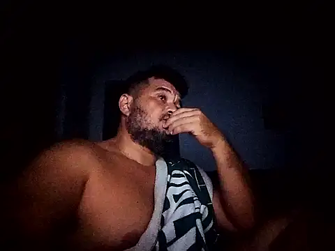 Snapshot of tarra122 chatting on April 10, 2026, 2:17 am tarra122 online show from April 10, 2026, 2:17 am