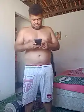 Snapshot of tarra122 chatting on April 11, 2026, 1:59 pm tarra122 online show from April 11, 2026, 1:59 pm