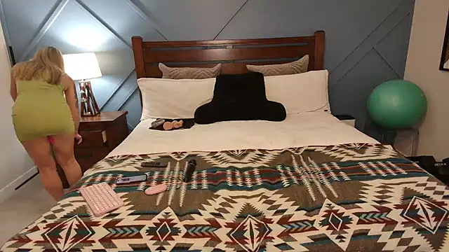 xxyourgirlblair online show from February 24, 2025, 3:42 pm