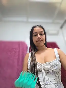 Andrea-Queen online show from May 24, 2026, 7:52 pm