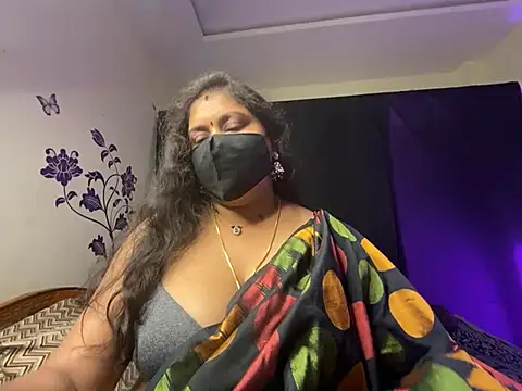 Love 4Sex online show from June 23, 2026, 6:33 am