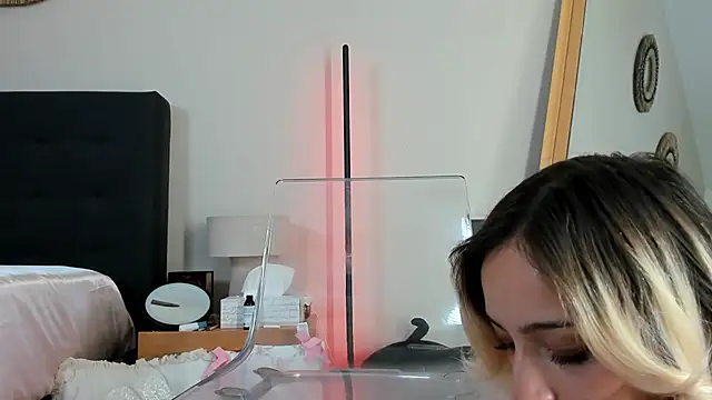 Snapshot of mazekyn chatting on March 20, 2025, 11:23 pm mazekyn online show from March 20, 2025, 11:23 pm