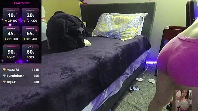 Blondiewithanass online show from November 16, 2025, 3:12 am