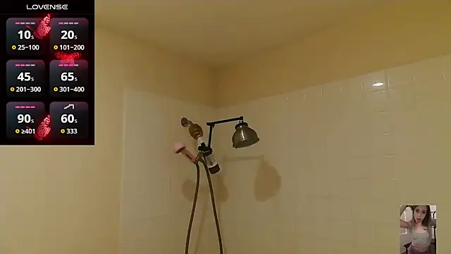 Blondiewithanass online show from March 28, 2026, 3:06 am