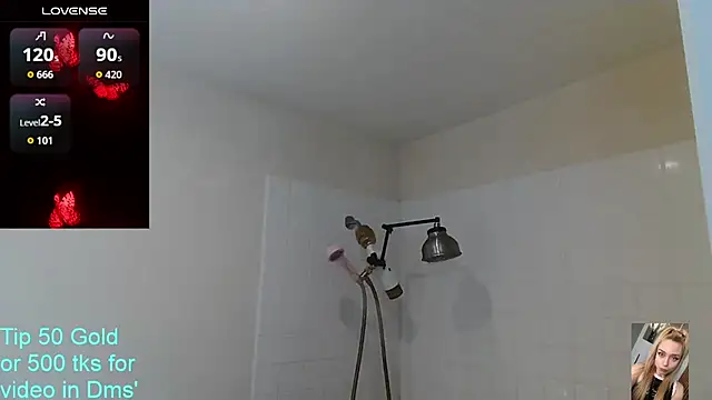 Snapshot of Blondiewithanass chatting on June 27, 2026, 1:10 am Blondiewithanass online show from June 27, 2026, 1:10 am