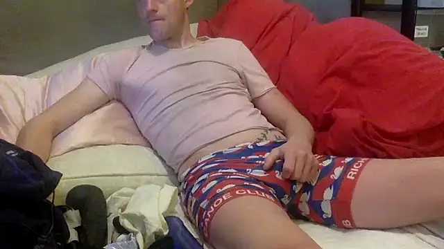 londonfuckwhore online show from October 14, 2025, 3:18 am