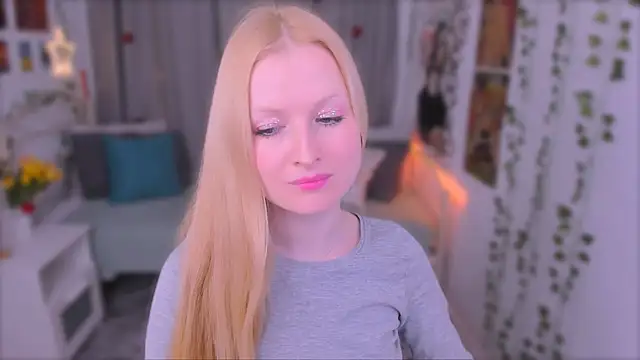 Laly Peach online show from December 26, 2024, 10:52 pm