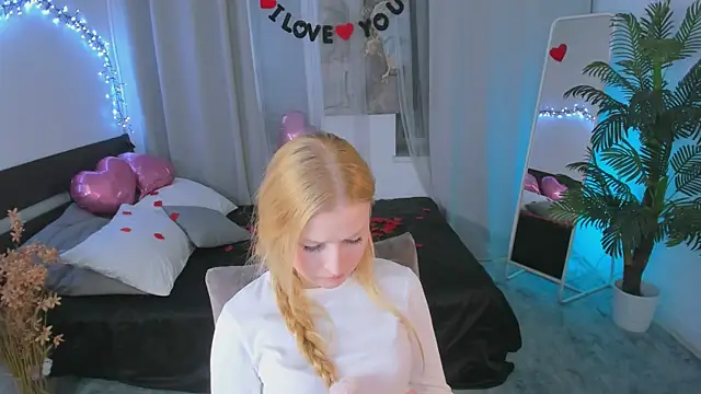 Laly Peach online show from February 17, 2025, 7:21 pm