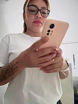 DIANITA 1988 online show from January 16, 2025, 3:02 pm