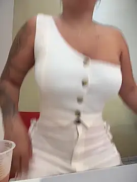 DIANITA 1988 online show from February 18, 2025, 5:21 pm