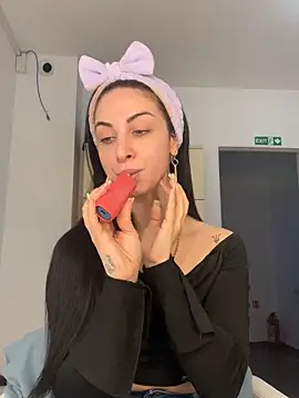 MeganHopeX online show from February 1, 2025, 8:08 am