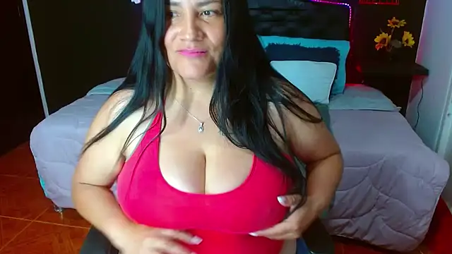 salomexlove 20 online show from February 6, 2025, 4:14 pm