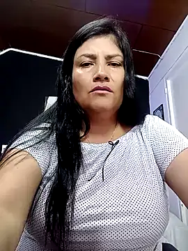 salomexlove 20 online show from February 19, 2025, 12:55 pm