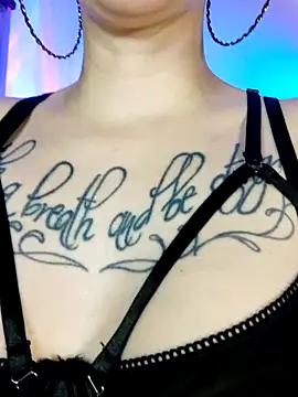 Fuck-Gina online show from November 13, 2025, 4:33 am