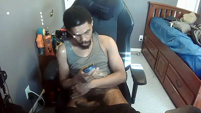 Neovergil0 online show from October 31, 2025, 8:10 pm