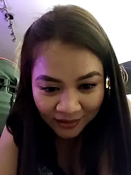 Snapshot of yenyen_ chatting on February 6, 2026, 7:06 pm yenyen online show from February 6, 2026, 7:06 pm