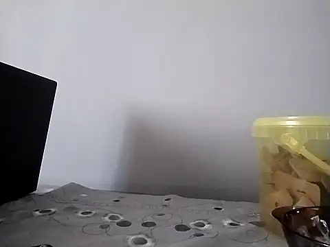 grzes19763 online show from March 19, 2025, 4:02 pm