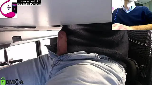 Snapshot of pliko chatting on December 5, 2024, 11:05 am pliko online show from December 5, 2024, 11:05 am