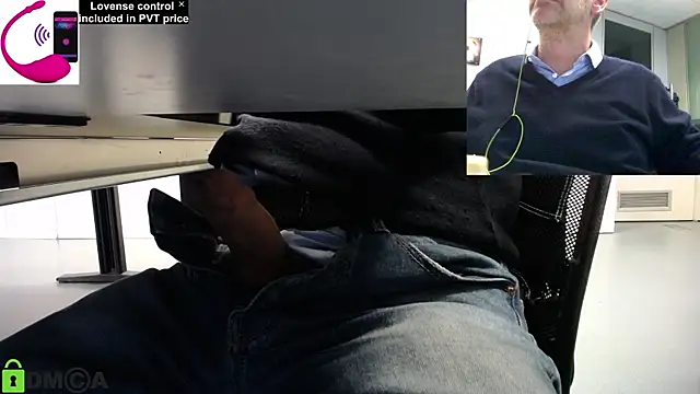 Snapshot of pliko chatting on November 12, 2025, 2:50 pm pliko online show from November 12, 2025, 2:50 pm