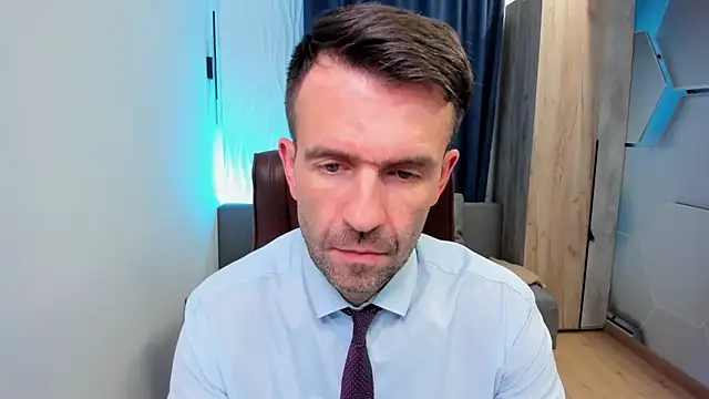 SteveTiger online show from October 5, 2025, 3:43 pm