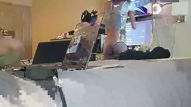 Snapshot of txsweets chatting on October 18, 2025, 9:10 am txsweets online show from October 18, 2025, 9:10 am