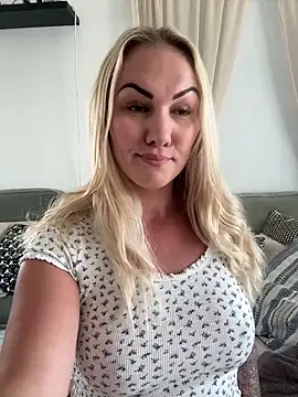 NastyMilf  online show from November 24, 2025, 12:49 pm