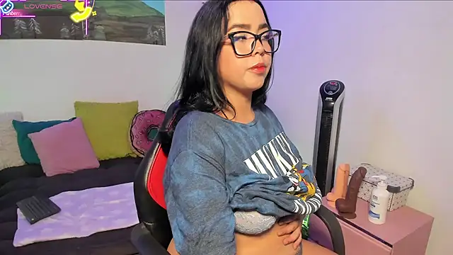 LillyCandy online show from September 16, 2025, 12:55 am