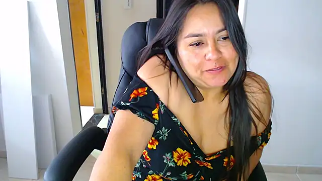 Ixchel Anaid online show from September 27, 2025, 2:44 pm