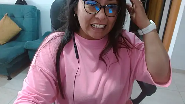 Ixchel Anaid online show from March 20, 2026, 12:32 pm