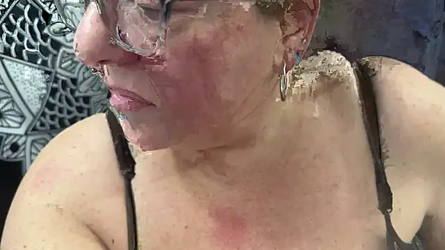 Miss Phat Booty online show from December 20, 2024, 2:52 am