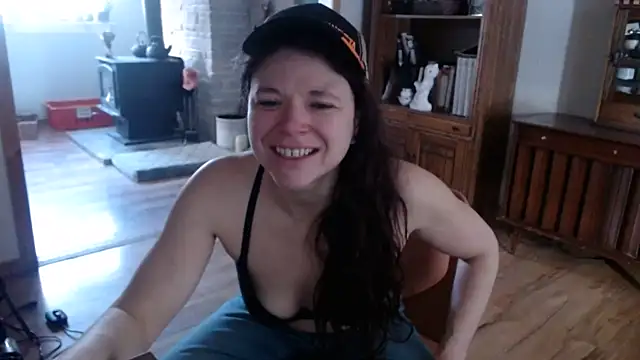 Snapshot of MarcyJones chatting on January 15, 2025, 2:46 pm MarcyJones online show from January 15, 2025, 2:46 pm