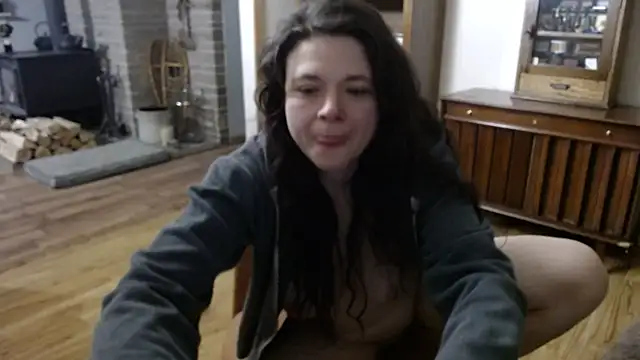 Snapshot of MarcyJones chatting on February 16, 2025, 8:00 pm MarcyJones online show from February 16, 2025, 8:00 pm