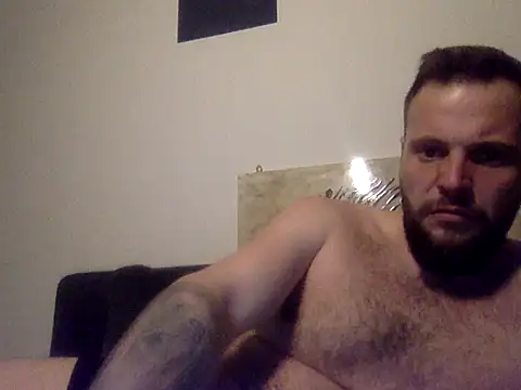 Snapshot of Dirty0892 chatting on March 8, 2025, 6:05 pm Dirty0892 online show from March 8, 2025, 6:05 pm