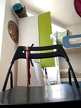 Aestheticsgirl online show from September 19, 2025, 9:00 am