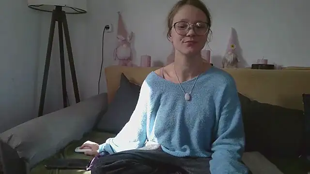 little-leni online show from February 16, 2026, 10:11 am