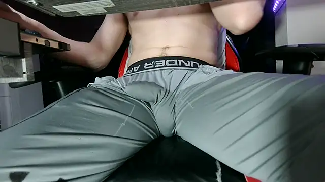 Snapshot of Dick_and_muscles chatting on July 2, 2026, 2:22 am Dick and muscles online show from July 2, 2026, 2:22 am